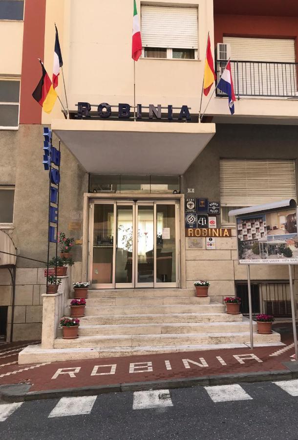 אימפריה Hotel Robinia מראה חיצוני תמונה