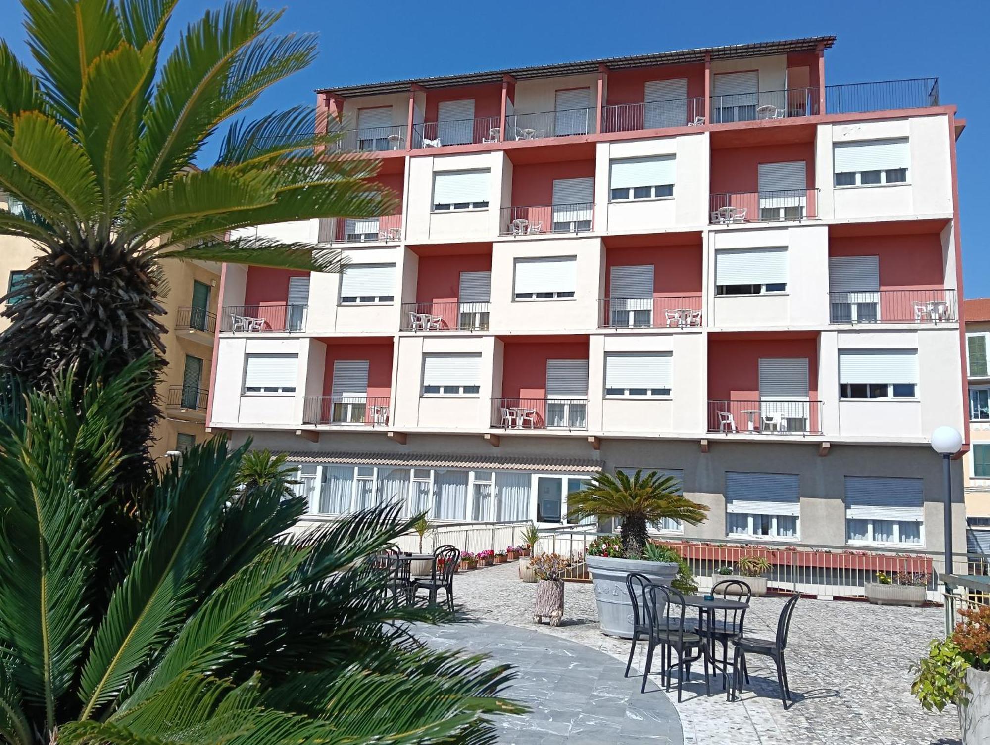 אימפריה Hotel Robinia מראה חיצוני תמונה